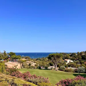 Cap Esterel Agay Raphael Vue 4 Personnes Chez Evelyne Saint-Raphaël