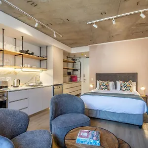 Eighty2 On M - Fluent Luxury Serviced Apartment